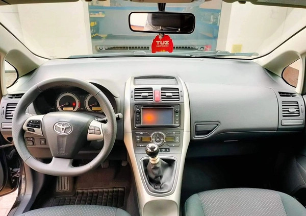 Toyota Auris cena 20200 przebieg: 250500, rok produkcji 2012 z Lublin małe 352